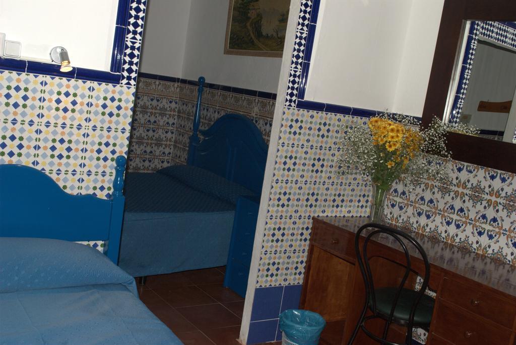 Pension Santa Maria La Blanca Sevilla Kültér fotó