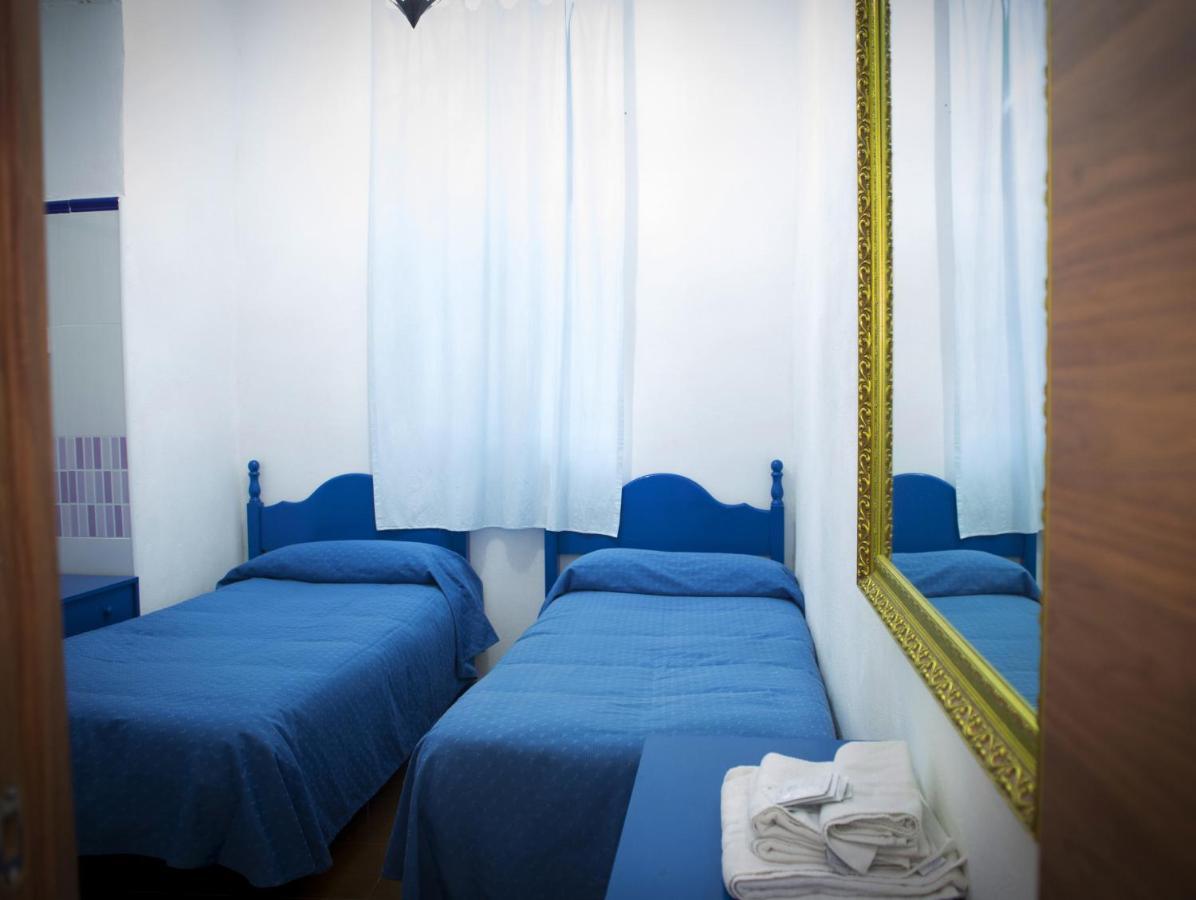 Pension Santa Maria La Blanca Sevilla Szoba fotó