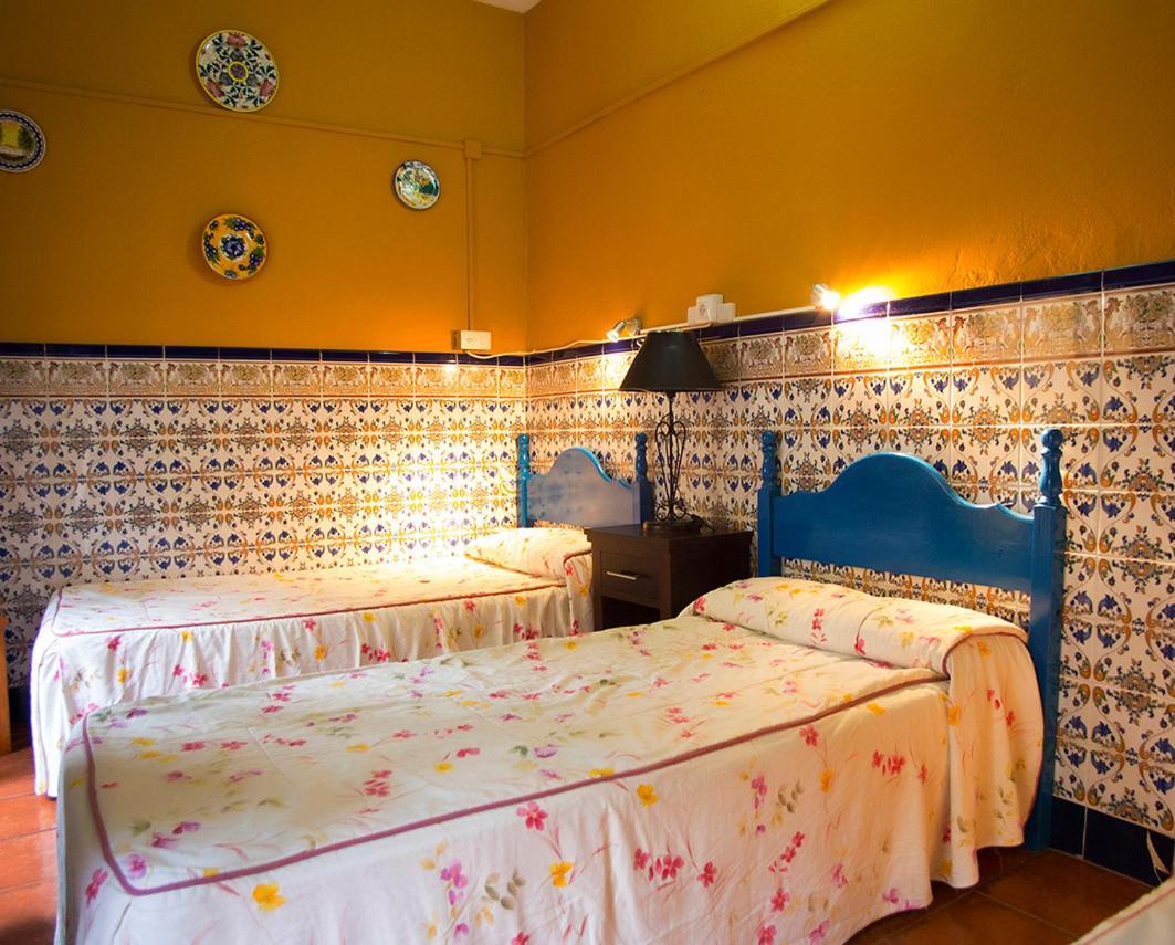 Pension Santa Maria La Blanca Sevilla Kültér fotó