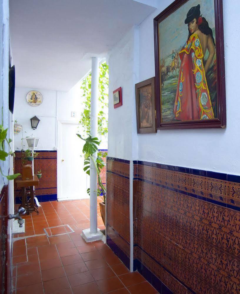 Pension Santa Maria La Blanca Sevilla Kültér fotó